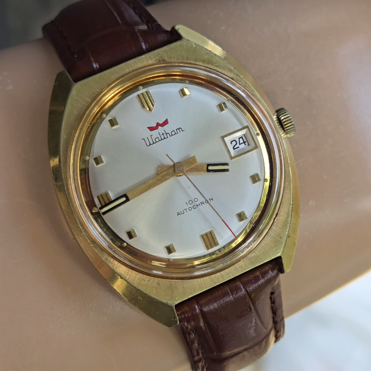 Vintage WALTHAM men's automatic watch R337 100Jewels swiss made