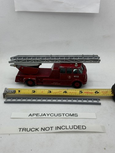 1 ladder extension Merryweather Fire Engine Matchbox Series King Size No. 15 - Picture 3 of 4