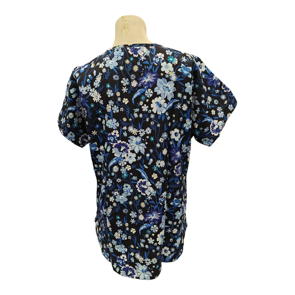 Vera Bradley Halo V6117 MGB Moonlight Garden Black V-Neck Print Scrub Top - Image 2 of 4