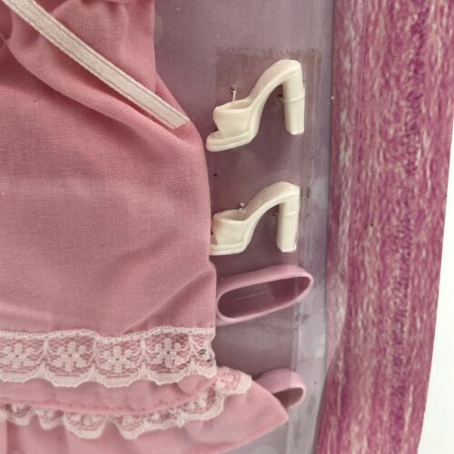 Mattel Barbie 2005 Moda El Cascanueces Colección Cuento de Hadas Dos Vestidos NUEVO - Imagen 3 de 13