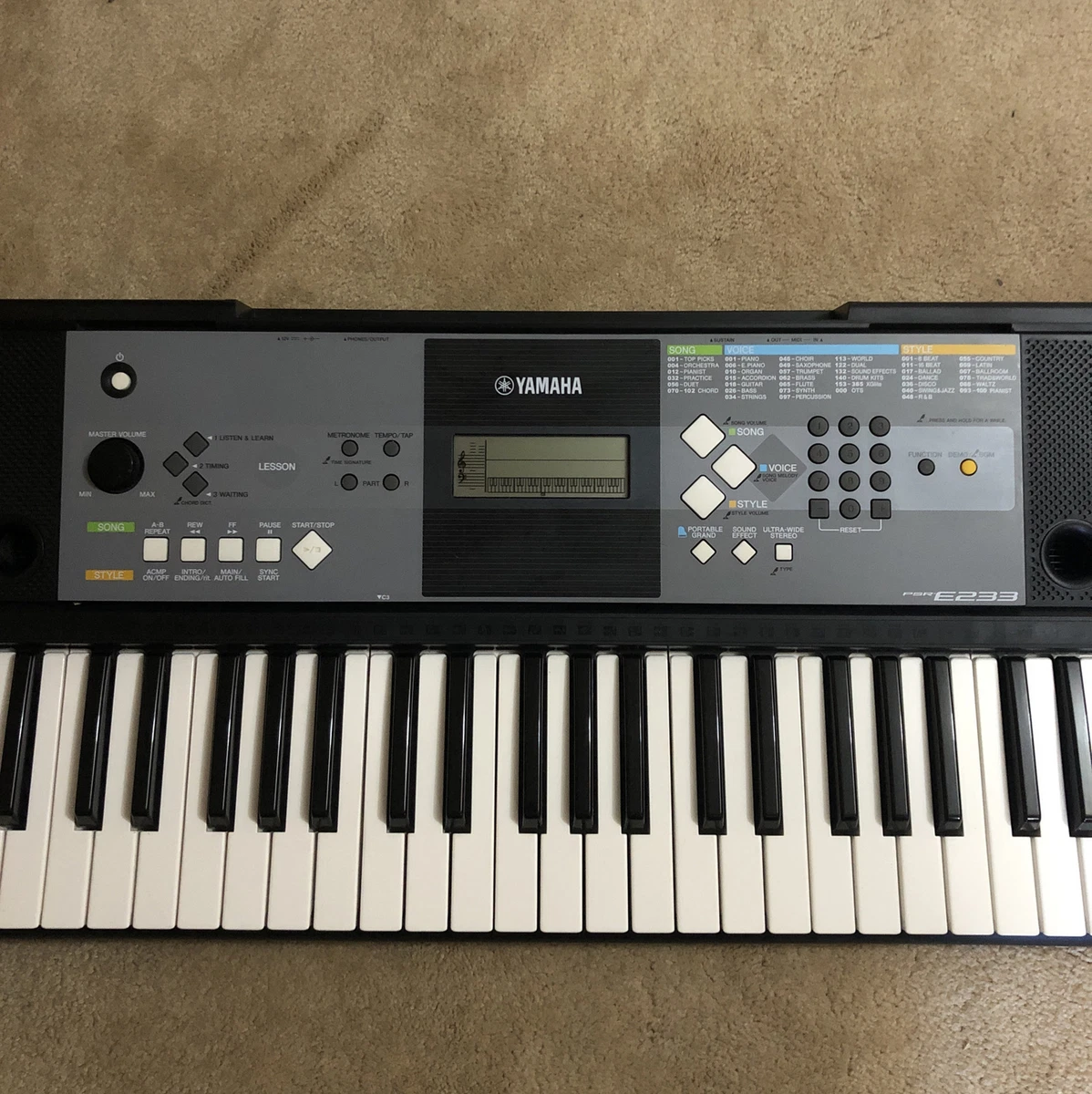Yamaha PSR-E233 Keyboard