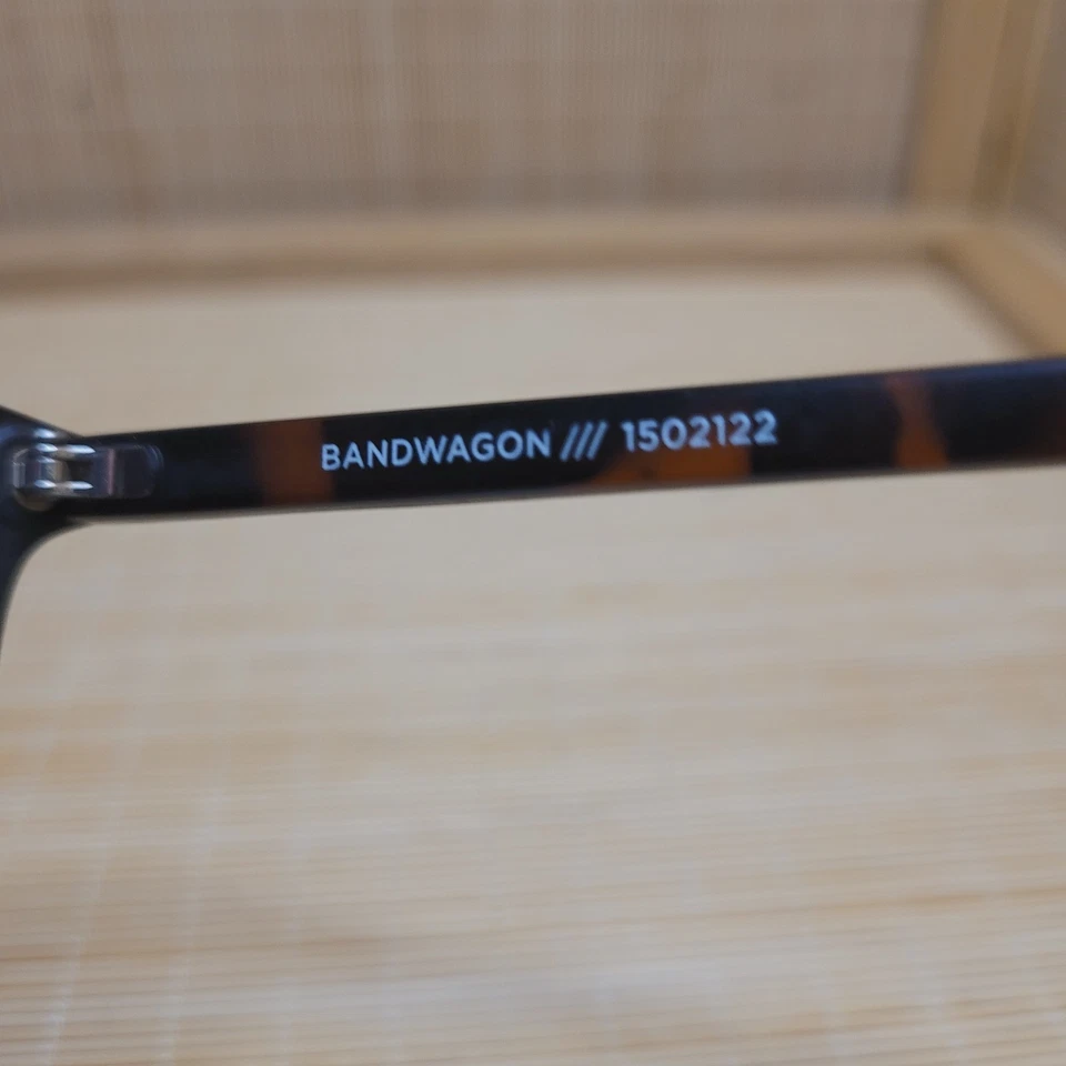 Gafas de sol polarizadas Le Specs Bandwagon - marco tortuga Foto 4 de 4