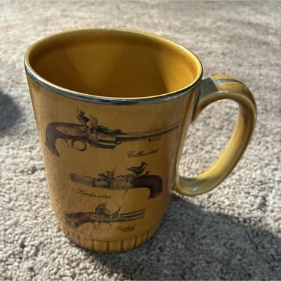 Palissy England Yellow Brown Ceramic Painted Mug Antique Gun Round 4.5in 3.5in