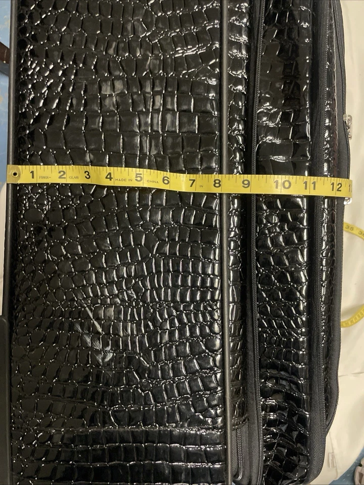 3pc. Kathy Van Zeeland Croco PVC Designer Luggage Lightweight Expandable Black - Image 4 of 4