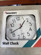 Skillcraft 6645-01-698-6555 Quartz Wall Clock Silver Plastic Frame
