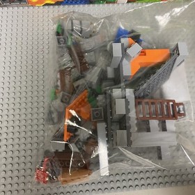LEGO MINECRAFT 21113 The Cave INCOMPLETE W/ BOX, MINIFIGS & INSTRUCTIONS
