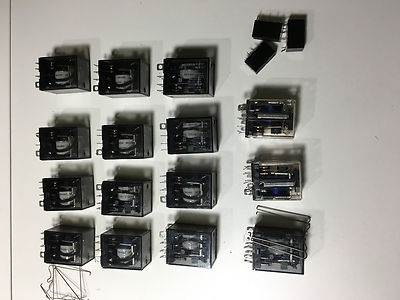 Omron LY2 8 Pin Relay 24 VDC Used Lot of 13 PCS + 2 frl-263