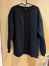 Black womens sweatshirt in size xl