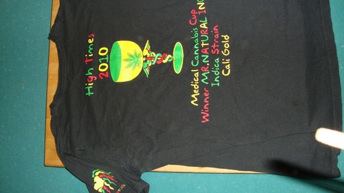 2010 High Times cannabis cup Shirt size med-Rare t shirt - Picture 6 of 7
