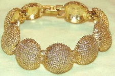 VINTAGE STUNNING GOLD TONE BRACELET~SIGNED: B&K