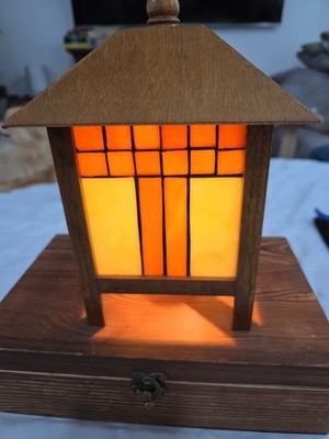 Mission Style Wood Table Lamp Amber Stained Glass Accent Light.