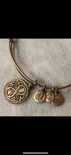 Alex & Ani Path of Life Gold Expandable Bracelet-Excellent Condition Rating: 9.5
