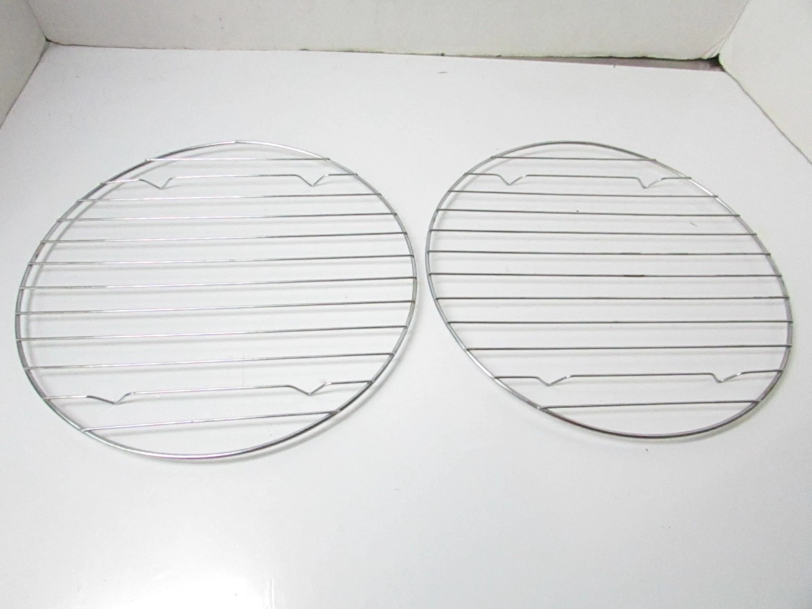 Lot of 2 Stainless Steel Cooling Rack 9.5 Inch Round Baking Roasting Cooking