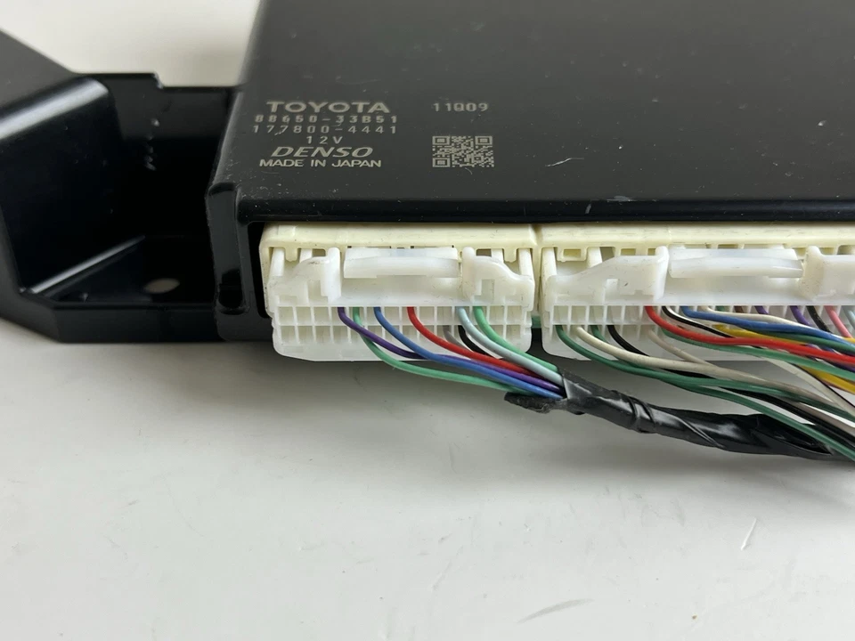 2014 LEXUS ES350H TEMPERATURE AMPLIFIER MODULE 88650-33B51 OEM - Изображение 2 из 4