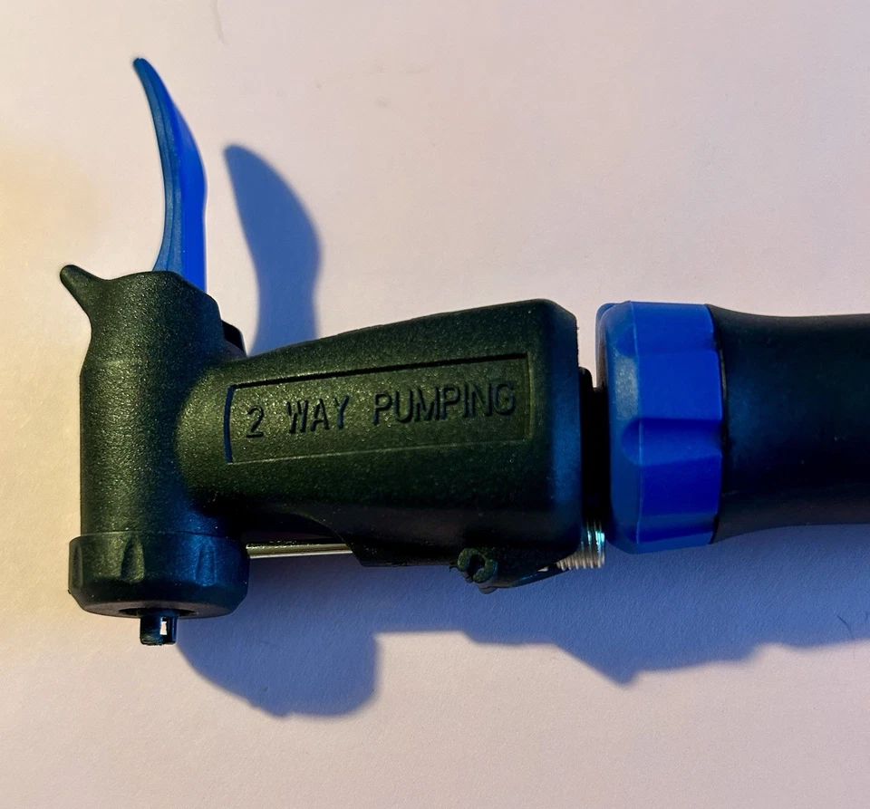 BOMBA Y AGUJA BICICLETA BOMBEO BIDIRECCIONAL NECESIDAD CICLISMO BETO - FALTA MTG. SOPORTE Foto 3 de 4