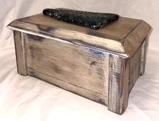 Handmade Primitive Style Keepsake Wooden Box Rustic Folk Art Tree Lid