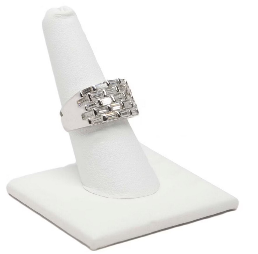 Jewelry Display Showcase White Faux Leather Single Fingers Ring Display 2 Pc