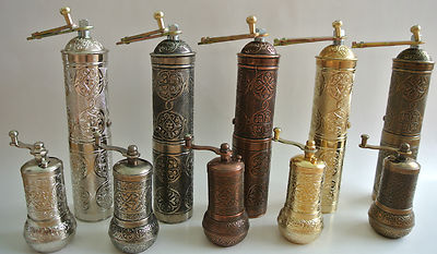 Türkische Mühle Set - Kaffee & Pfeffermühlen in Messing, Silber & Kupfer Farbe