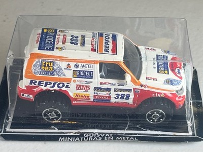Guisval Toyota Hilux Repsol Rally Raid 388 Diecast Spain 1:64 Case