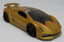 Hot Wheels Gold Lamborghini Sesto Elemento Loose Diecast 1:64 2013