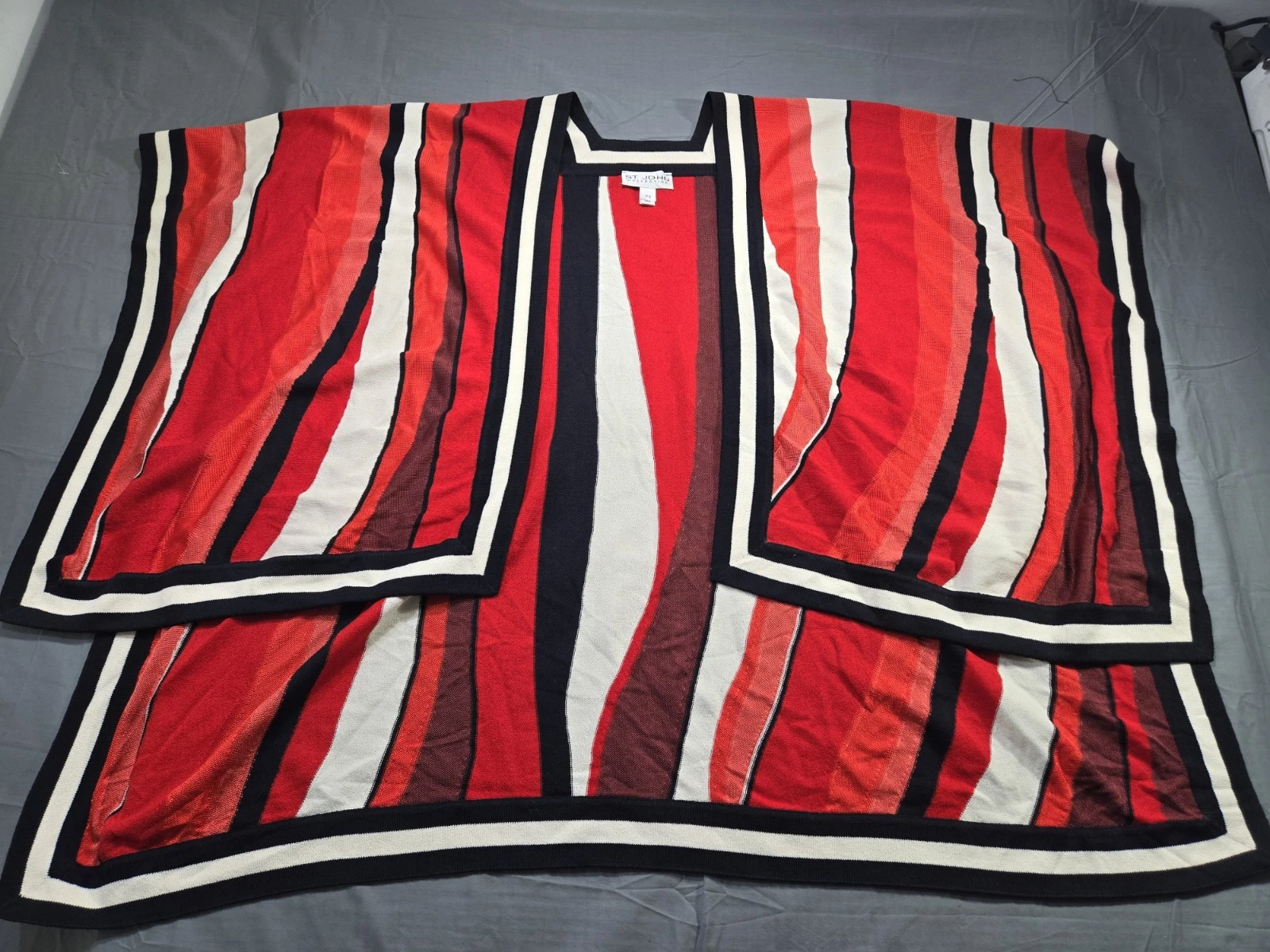 St John Collection Cape Poncho Womens PS Red Santana Knit Vintage USA Made Flaw1