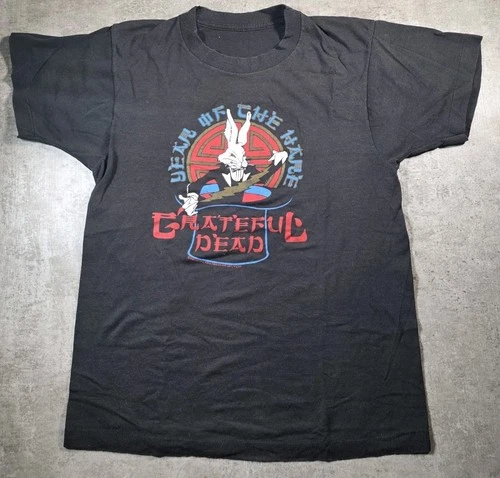 Grateful Dead Year of the Hare Chinese New Year Con 1980s vintage concert t-shirt, vintage, size S, single stitch, B+ condition