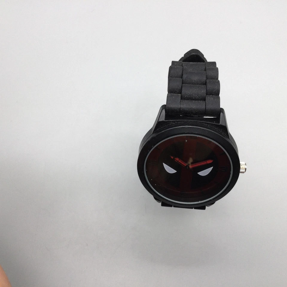 Reloj Marvel Deadpool Hombre 45mm Negro Rojo Dial Accutime DEP1921 Batería Nueva Foto 4 de 4