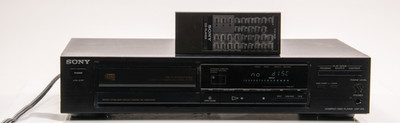Sony CDP-470 Compact  Disc Player with Remote Control - Tested Works Great!