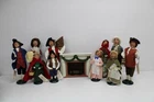 11 Vintage Byers Choice Williamsburg Carolers Colonial Illumination & Fireplace