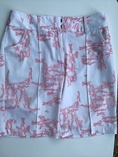 NIKE GOLF  FITDRY   WOMEN'S    GOLF SHORTS MEDIUM  White Stretch  Size 8