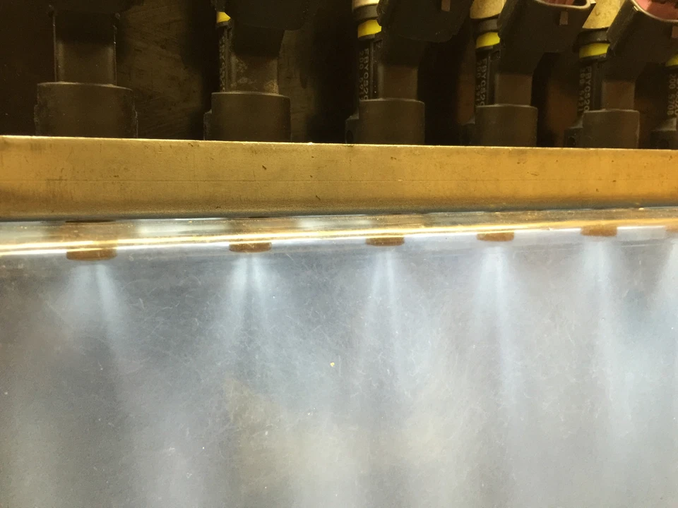 *De por vida*2004-2007 Suzuki Aerio 2.3 juego 4 inyectores de combustible FBYCS20 enviado hoy Foto 3 de 4