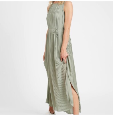 Banana Republic Pleated chiffon Maxi Dress sage mint green Size small NWT | eBay Banana Republic Pleated chiffon Maxi Dress sage mint green Size small NWT | eBay