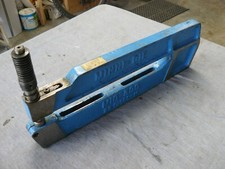 Press Brake Sheet Metal Spring Hole Punch Tool C-Frame 300mm Throat Tooling Die