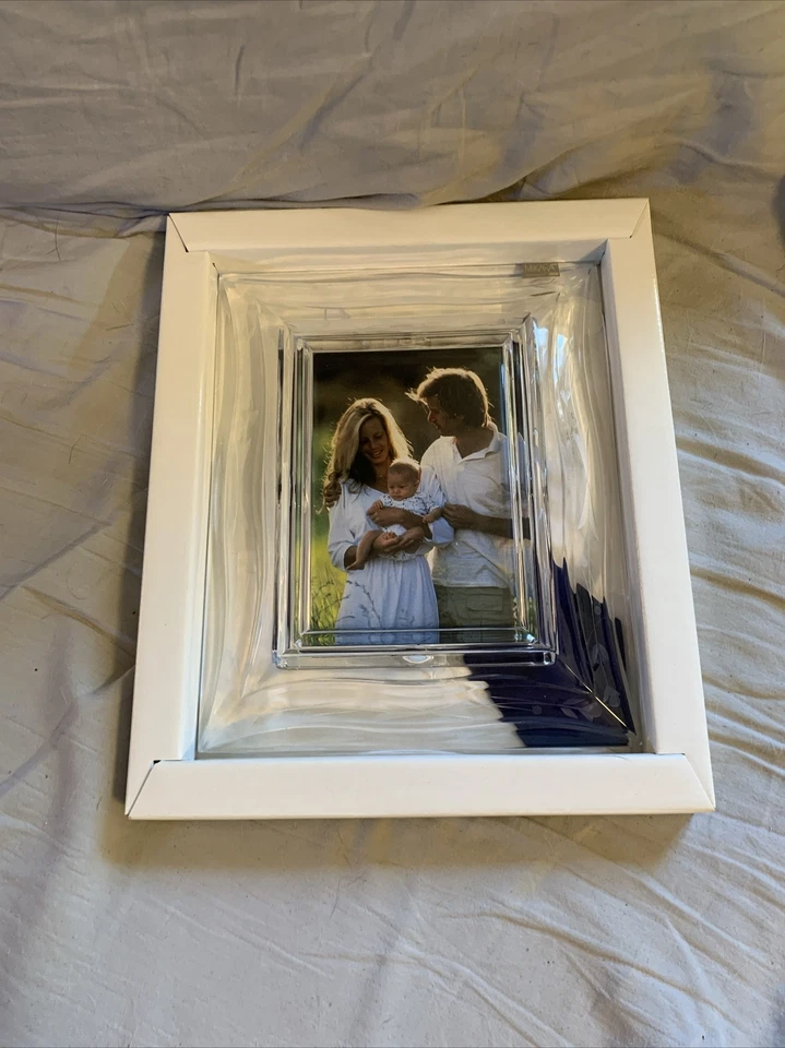 Marco de fotos biselado de vidrio MIKASA 9 x 11 en general Foto 4 de 4