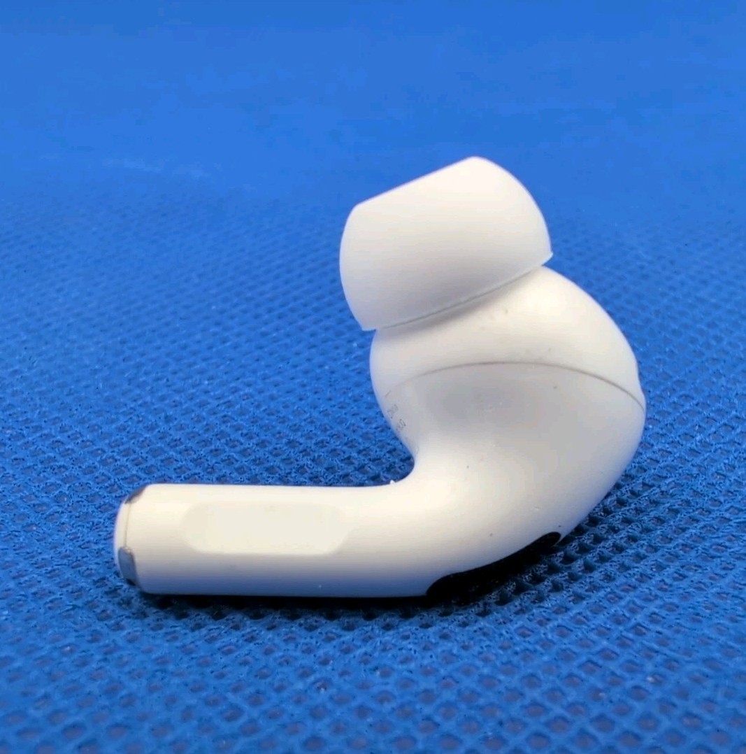 Apple AirPods Pro 2 Lightning LEFT Earbud A2699 *READ Description