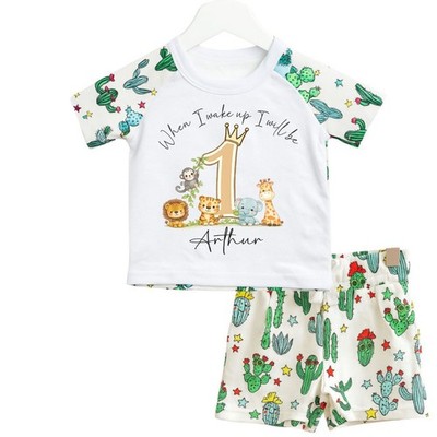 Personalisiertes kurzes Set Safari Tiere Krone für Kleinkind Jungen, Sommer Schlafanzug