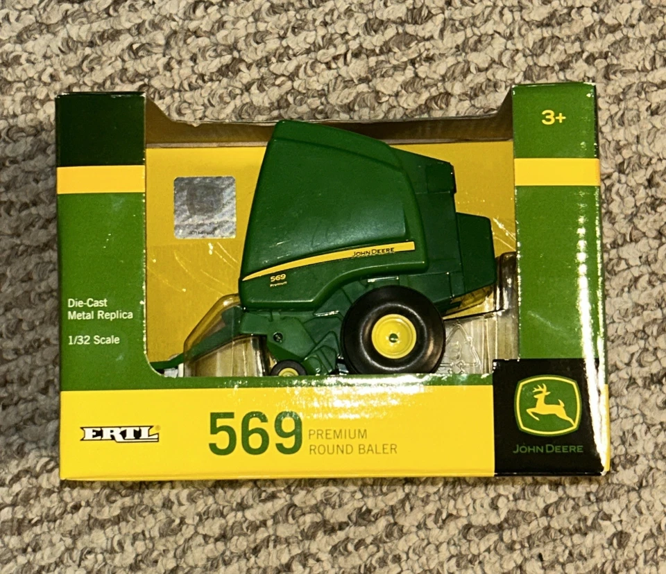 New in Box Ertl John Deere 1:32 569 Premium Round Baler - Image 2 of 4