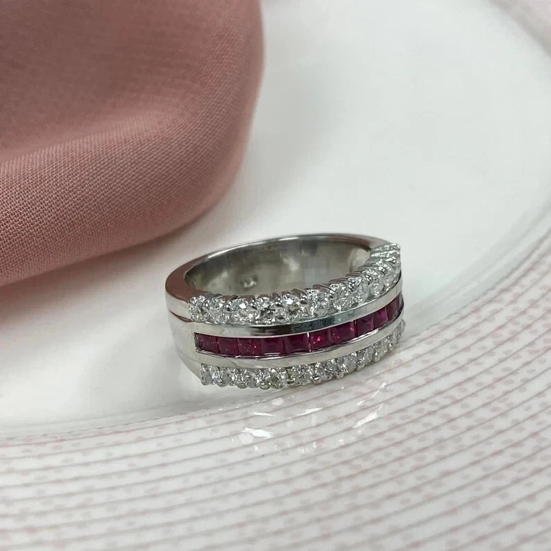 Обручальное кольцо из белого золота 14 карат с натуральным рубином и бриллиантом огранки принцесса 3,10 карата размер 6 7 - Изображение 3 из 4
