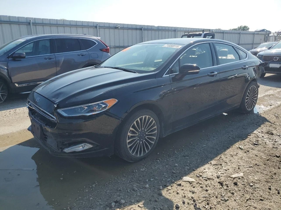 Used Front Left Fender fits: 2017 Ford Fusion L. w/o charging port Front Left Gr - Image 2 of 4