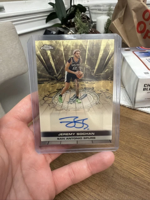 2025-26 Topps Chrome Jeremy Sochan Certified Autograph Issue #TAU-JSO 1/1 GOLD