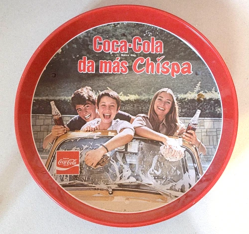 Vintage Coca-Cola da mas Chispa Mexican Round Metal Tray Washing Car 13"