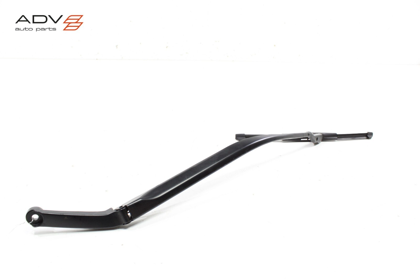 Maserati Levante 2017-2020 Right Wiper arm P/N 13602