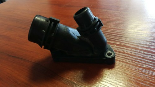 BMW 1 3er E60 E81 E87 E90 Diesel N47 Wasserpumpe Thermostat Stecker 7800048