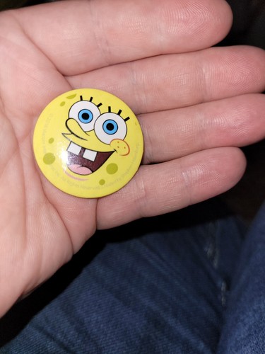 spongebob squarepants tin Badge Collectable Interesting TV Show Character - Picture 3 of 3