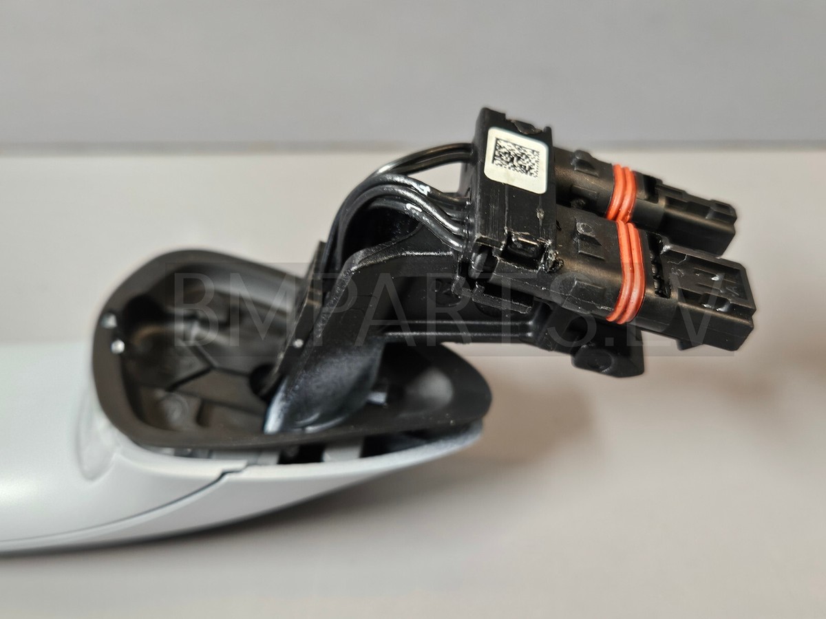 NEW GENUINE BMW F07 F10 F11 RHD DOOR HANDLE RIGHT PRIMED 7249982  