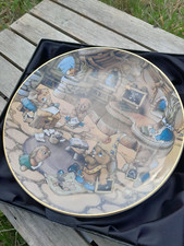 PENDELFIN ROYAL GRAFTON  LIMITED EDITION PLATE THE OLD SCHOOL HOUSE