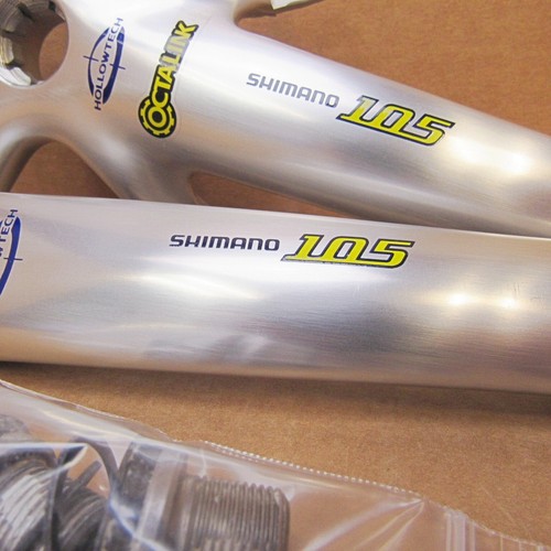 New-Old-Stock Shimano 105 Double Crankarm Set (Model FC-5501...172.5 mm)...Demo - Picture 7 of 18
