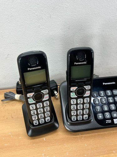 Panasonic Cordless Phones Model #KX-TG4741 Base/Handset, 3 Handsets, 2 Xtra Base - Photo 6/17