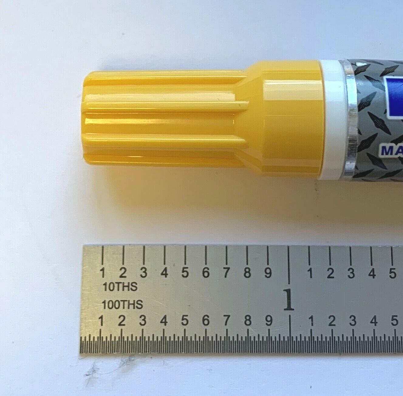 DYKEM MARKERS BRITE-MARK INDUSTRIAL ALL PURPOSE YELLOW 84004 2 PIECES!