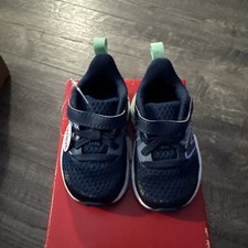 Race Run V2 Bungee Pizzo Con Cinturino Top New Balance Blu Bambina Taglia 3 W